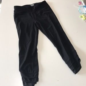 Athleta Girl Black Capri Leggings